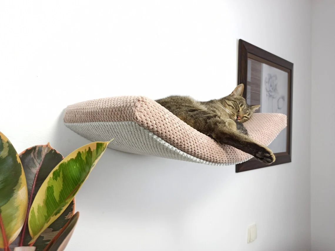 cat-shelf-the-arcing-haven-60-cm
