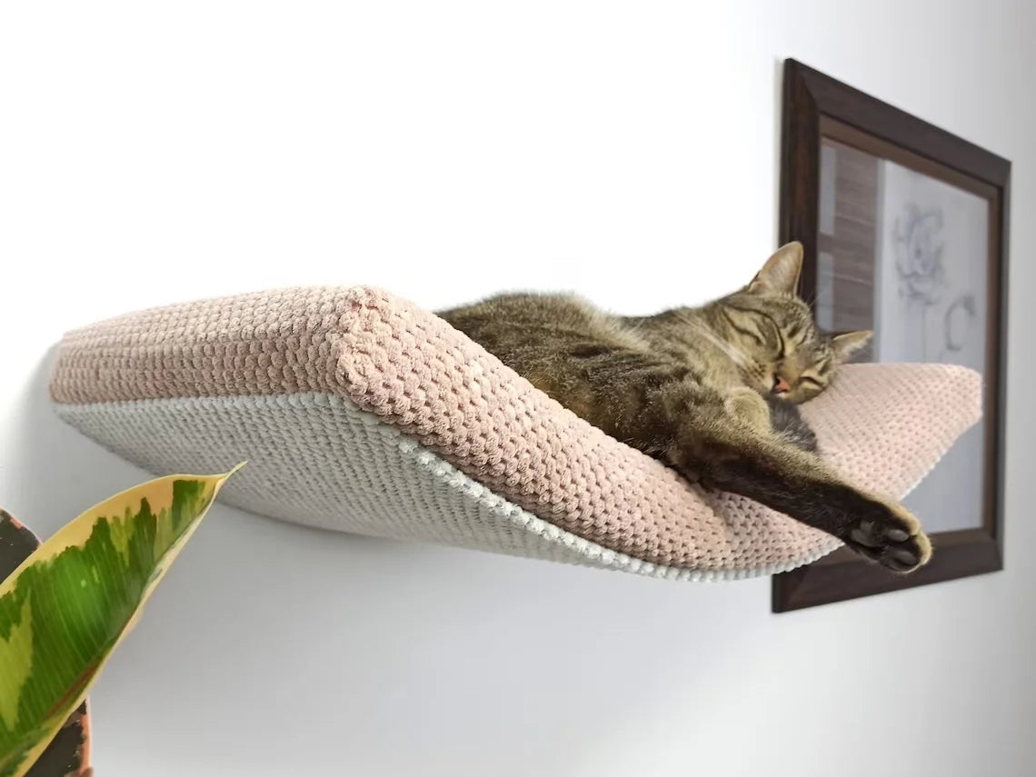 cat-shelf-the-arcing-haven-60-cm