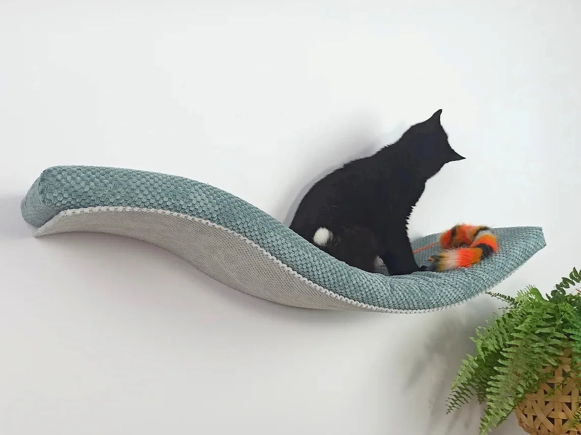 cat-shelf-the-playful-curve-right-75-cm