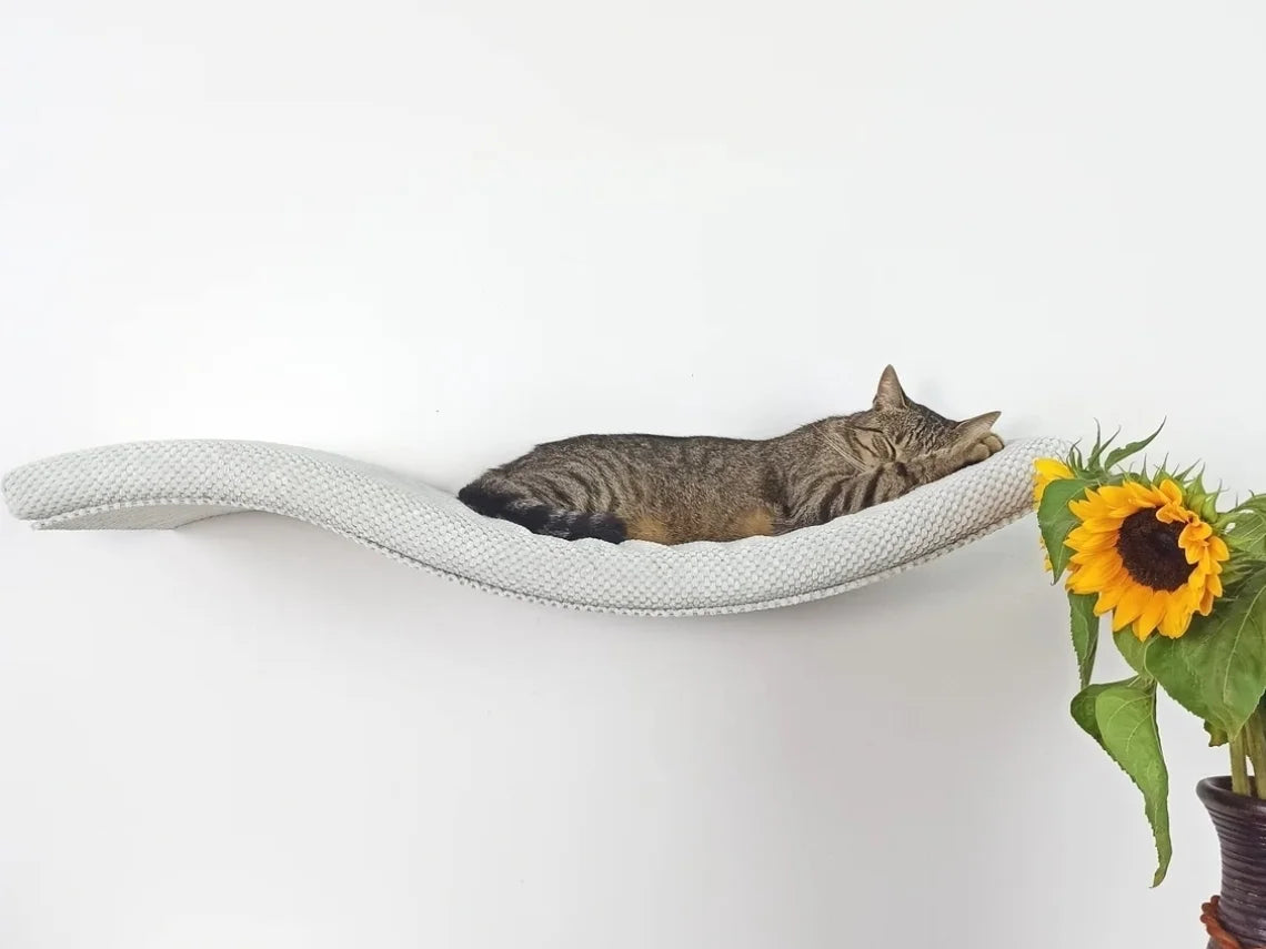 cat-shelf-the-playful-curve-right-75-cm