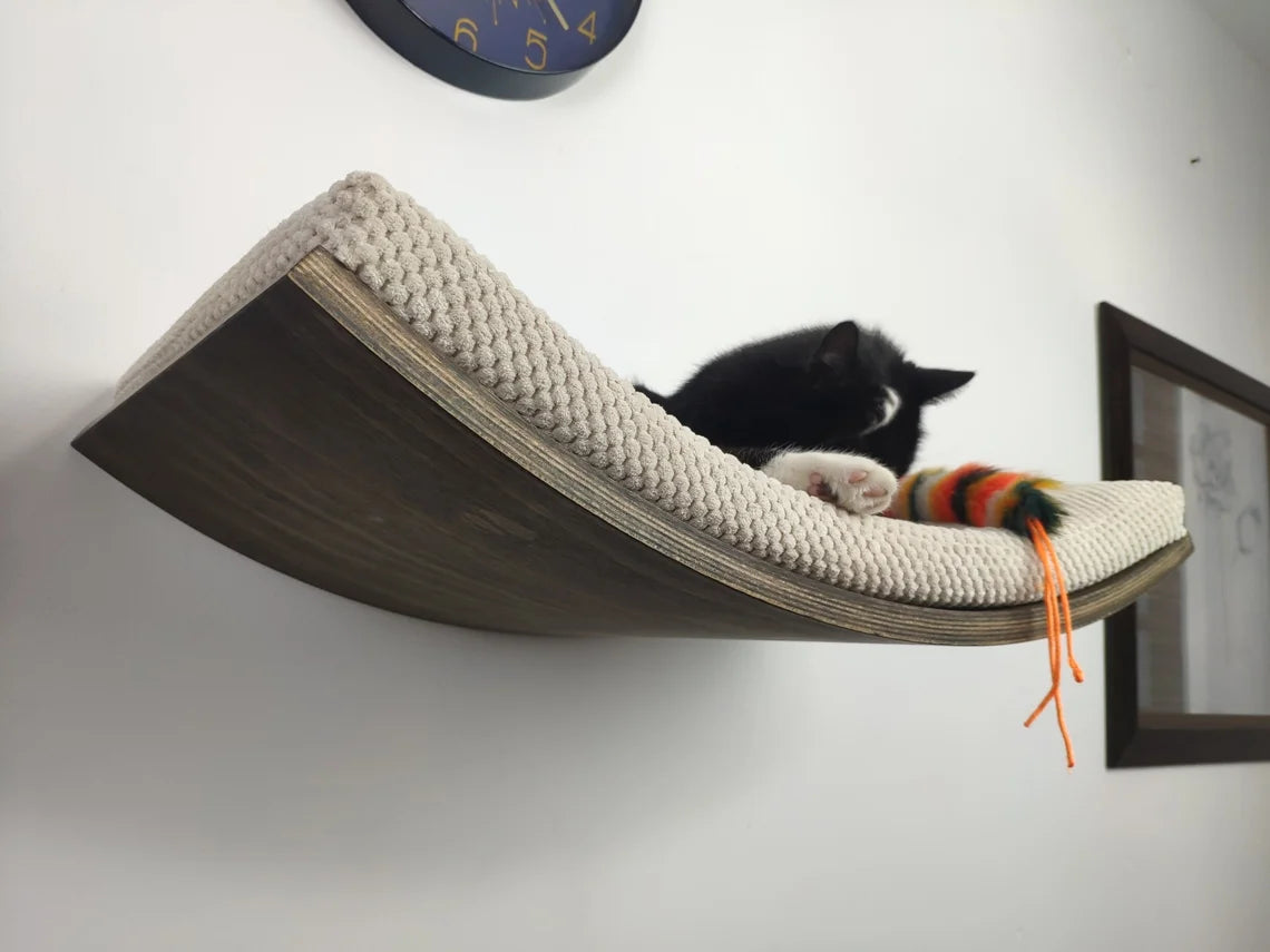cat-wall-shelf-curvaceous-comfort-60-cm