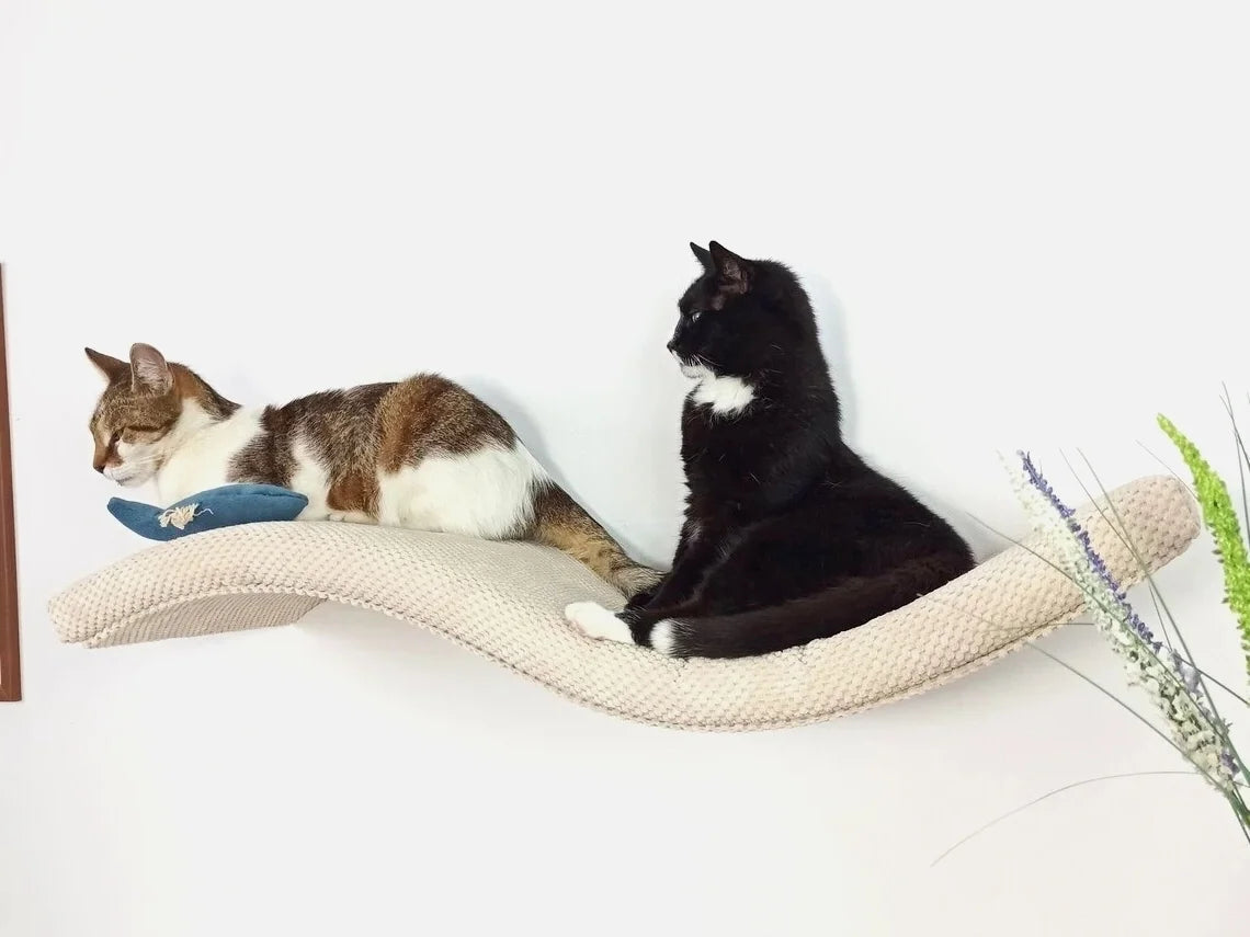 cat-wall-shelf-the-playful-curve-right-100-cm