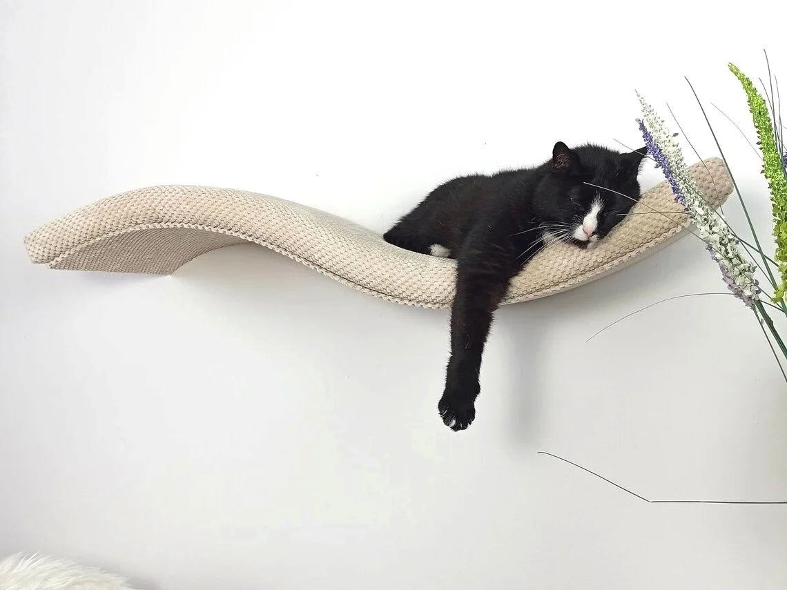 cat-wall-shelf-the-playful-curve-right-95-cm