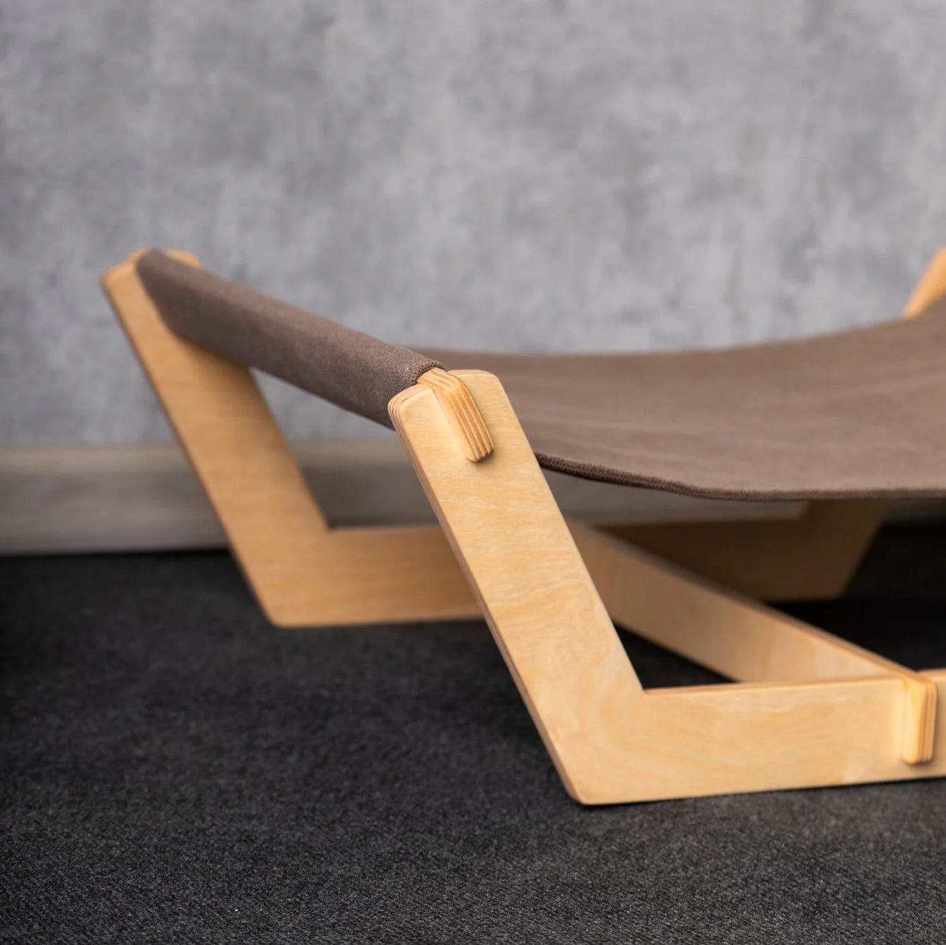 comfy-cat-and-dog-hammock-for-lounging