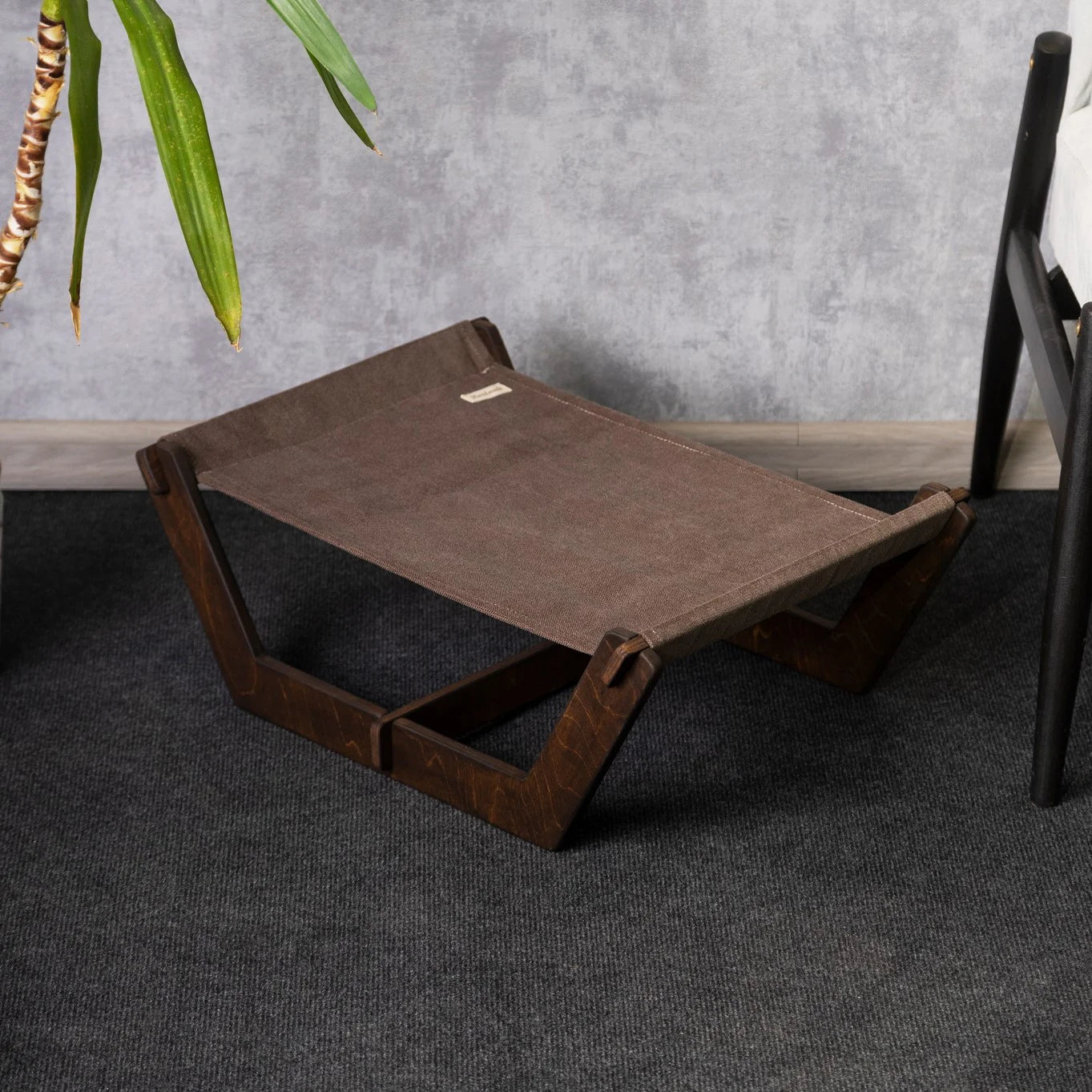 comfy-cat-and-dog-hammock-for-lounging