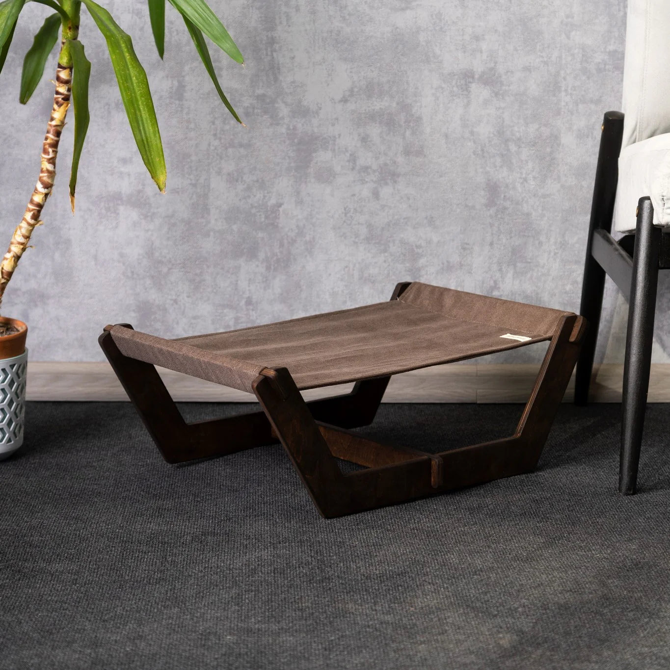 comfy-cat-and-dog-hammock-for-lounging