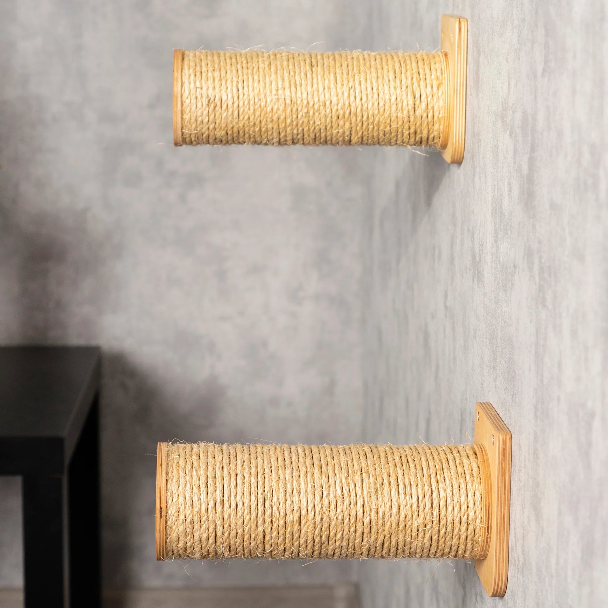 cozy-cat-round-hammock-with-sisal-steps