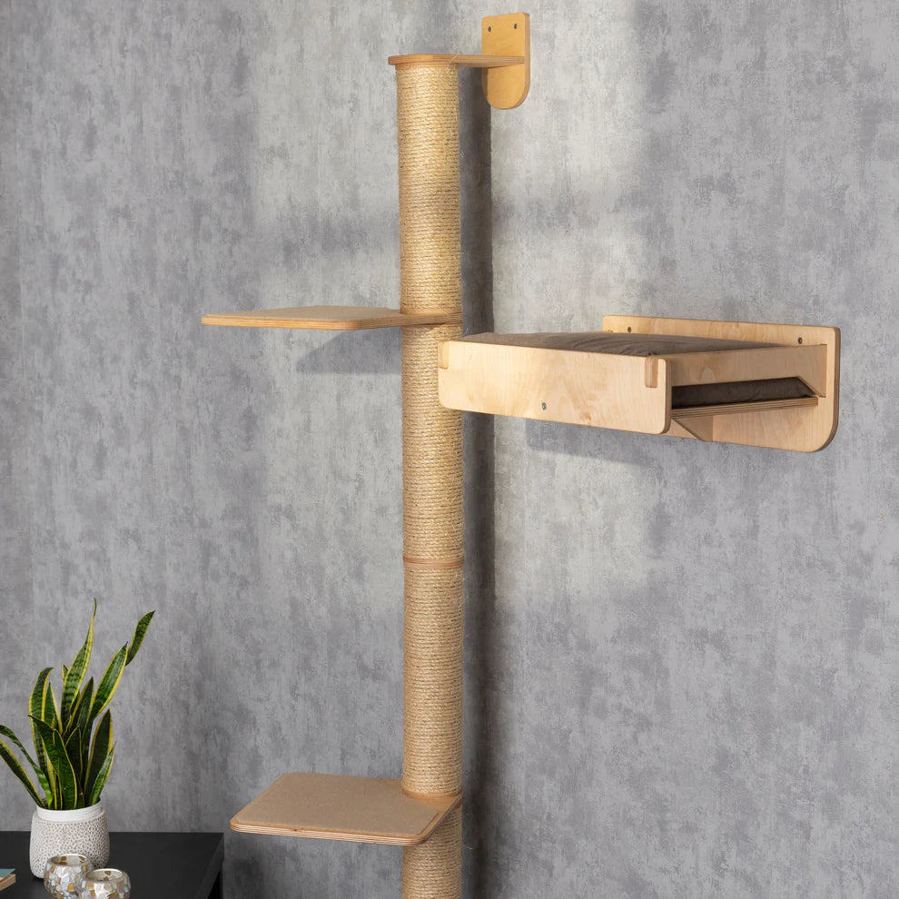 deluxe-cat-tree-with-plush-bed