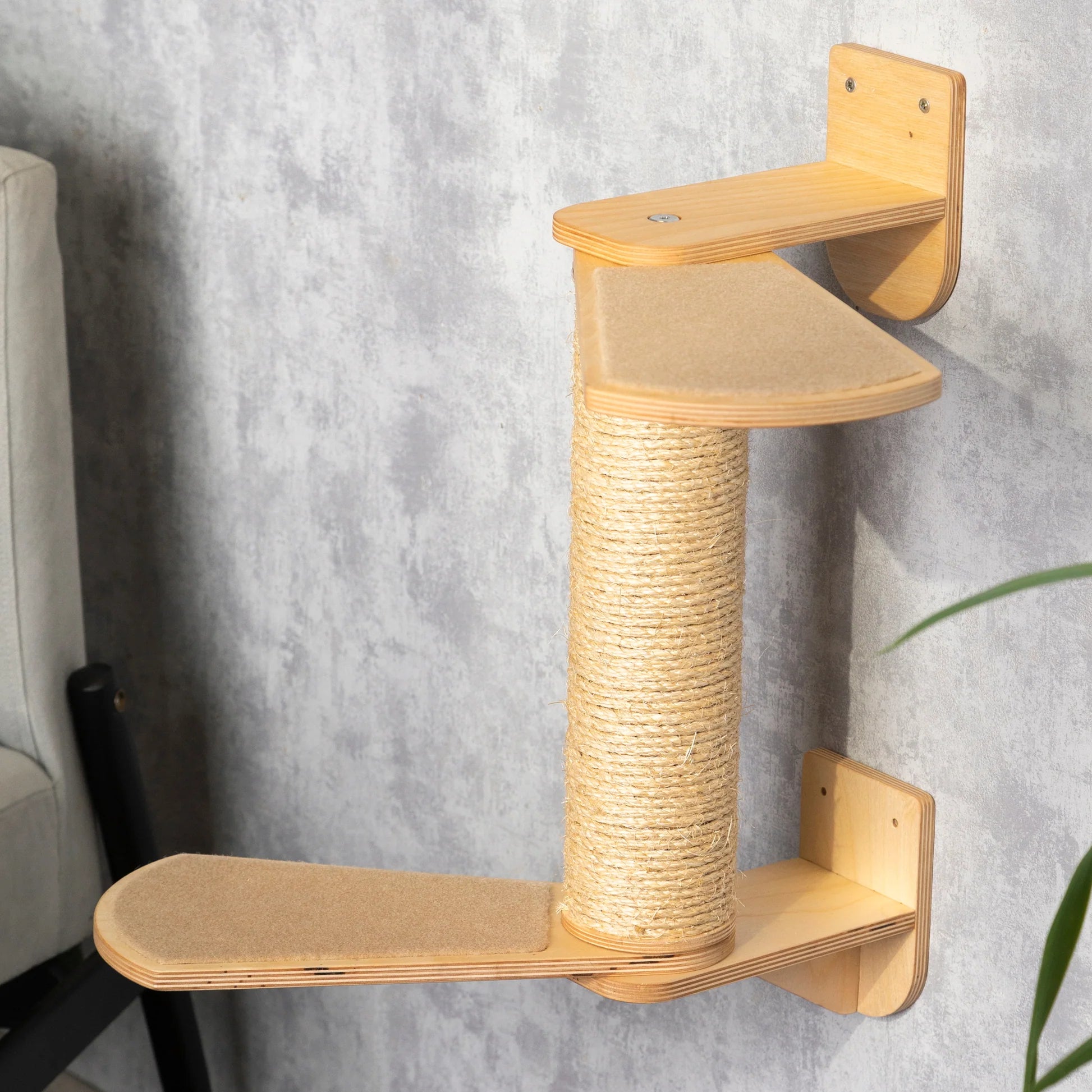 handmade-scratching-post-with-built-in-shelves