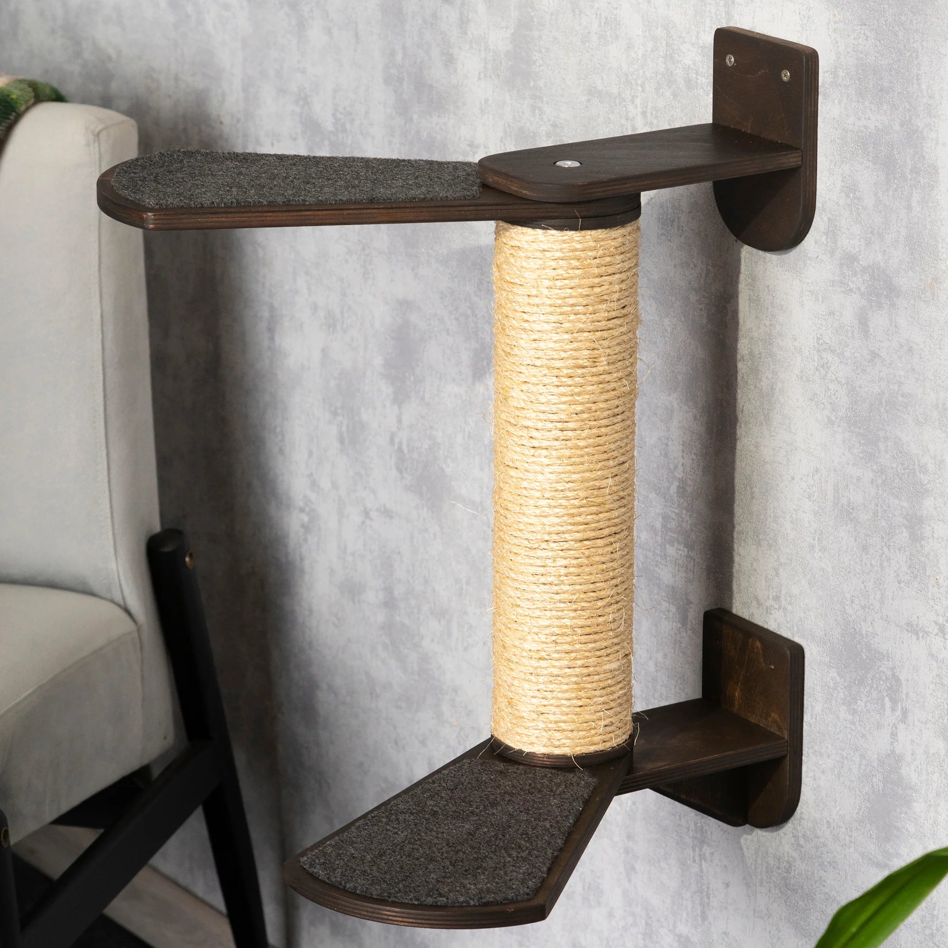 handmade-scratching-post-with-built-in-shelves