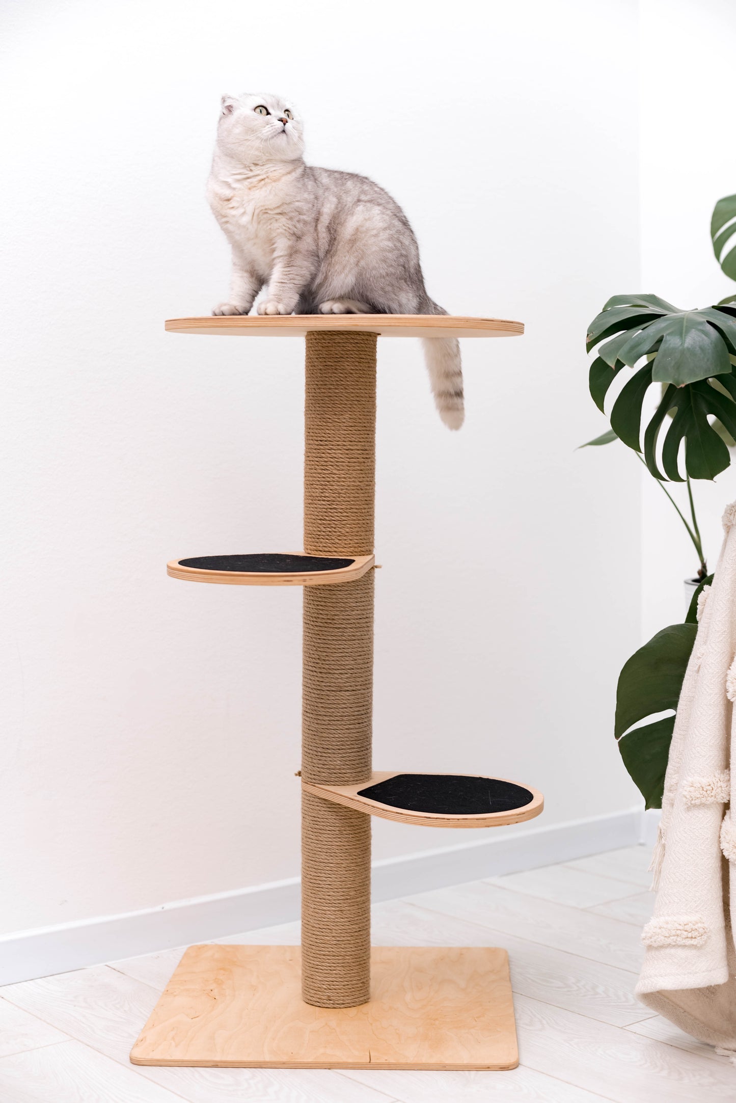 Light-wood-cat-tower