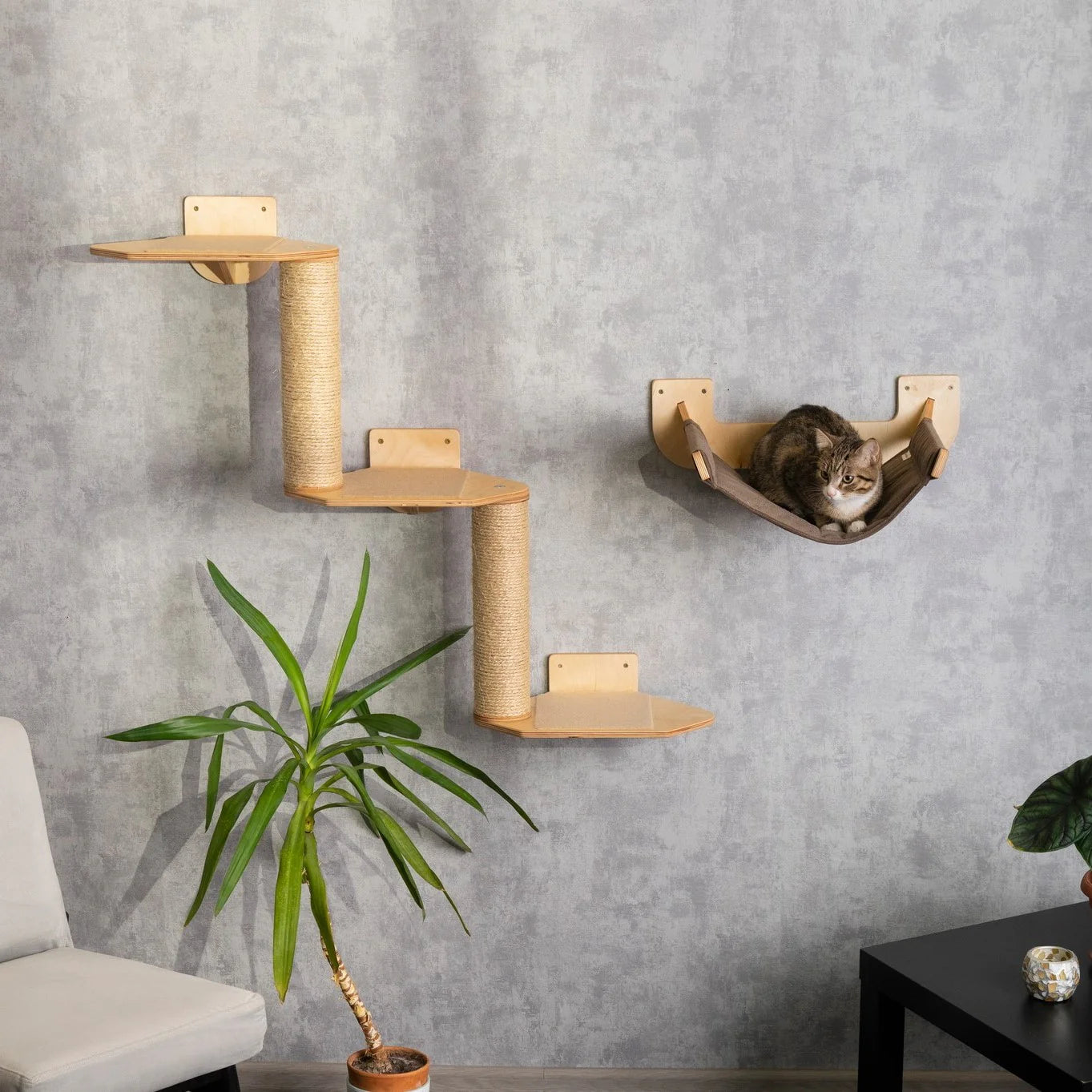 luxurious-cat-hammock-scratching-post