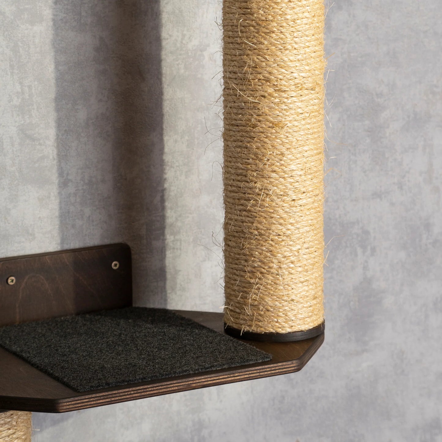 luxurious-cat-tree-tower-for-playtime