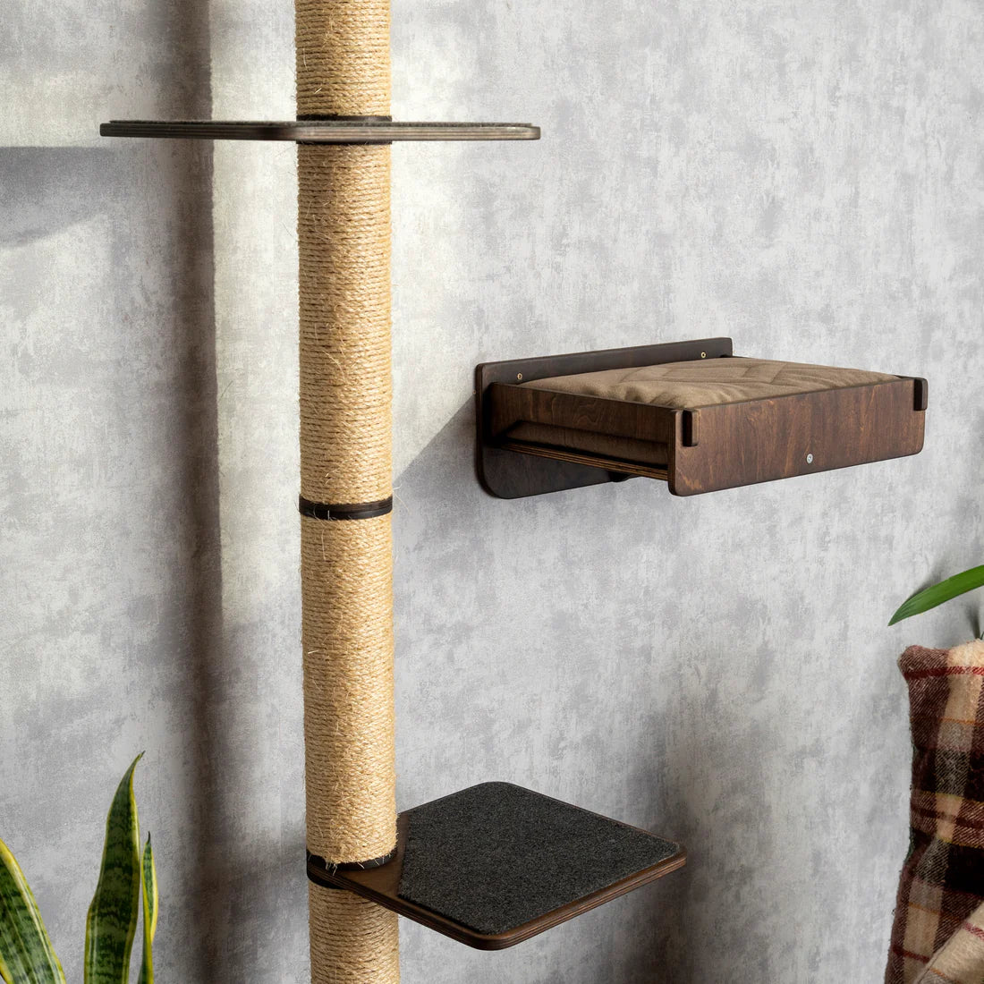 multi-level-cat-tree-with-cozy-bed-and-convenient-feeder