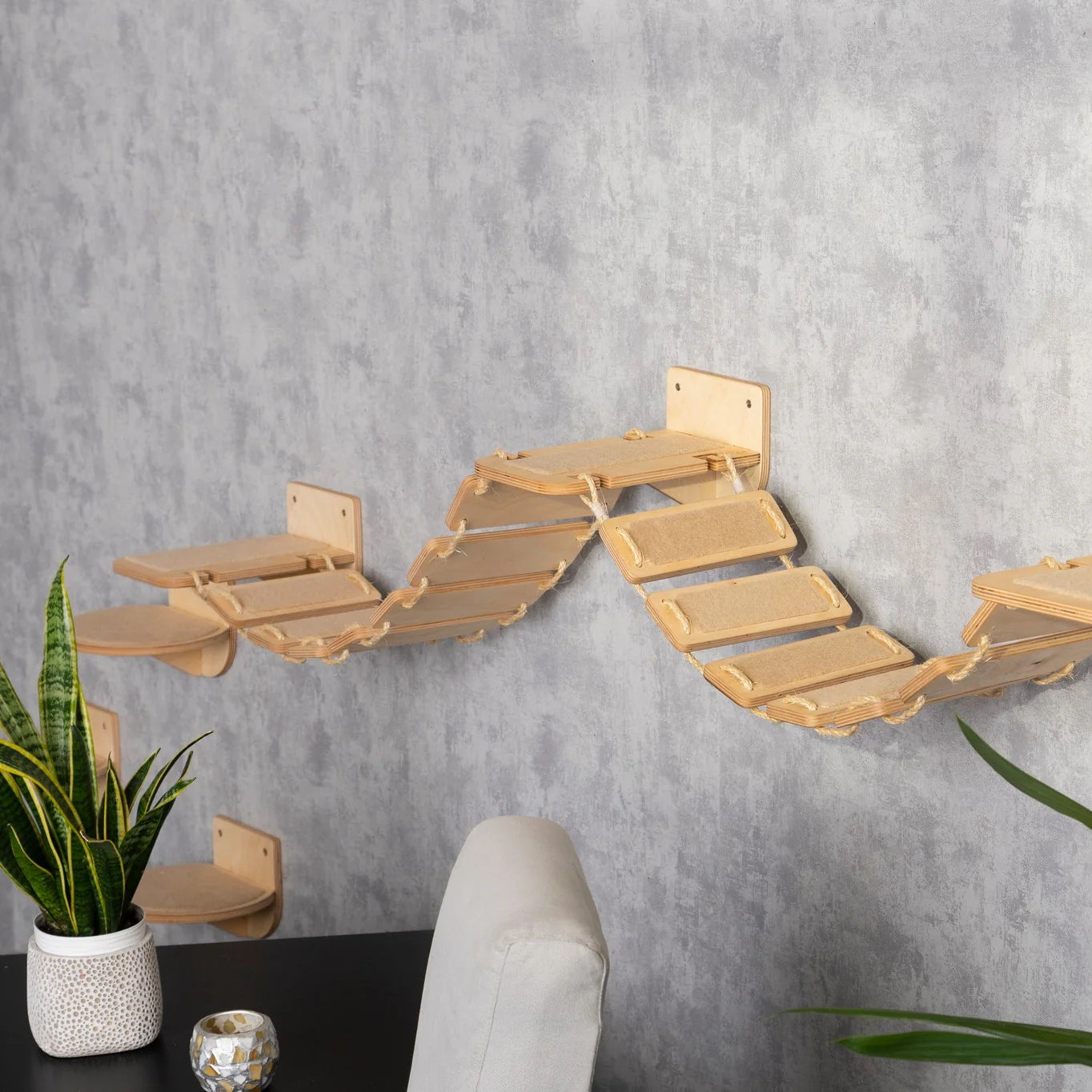 perfect-cat-feeder-with-bridge-steps