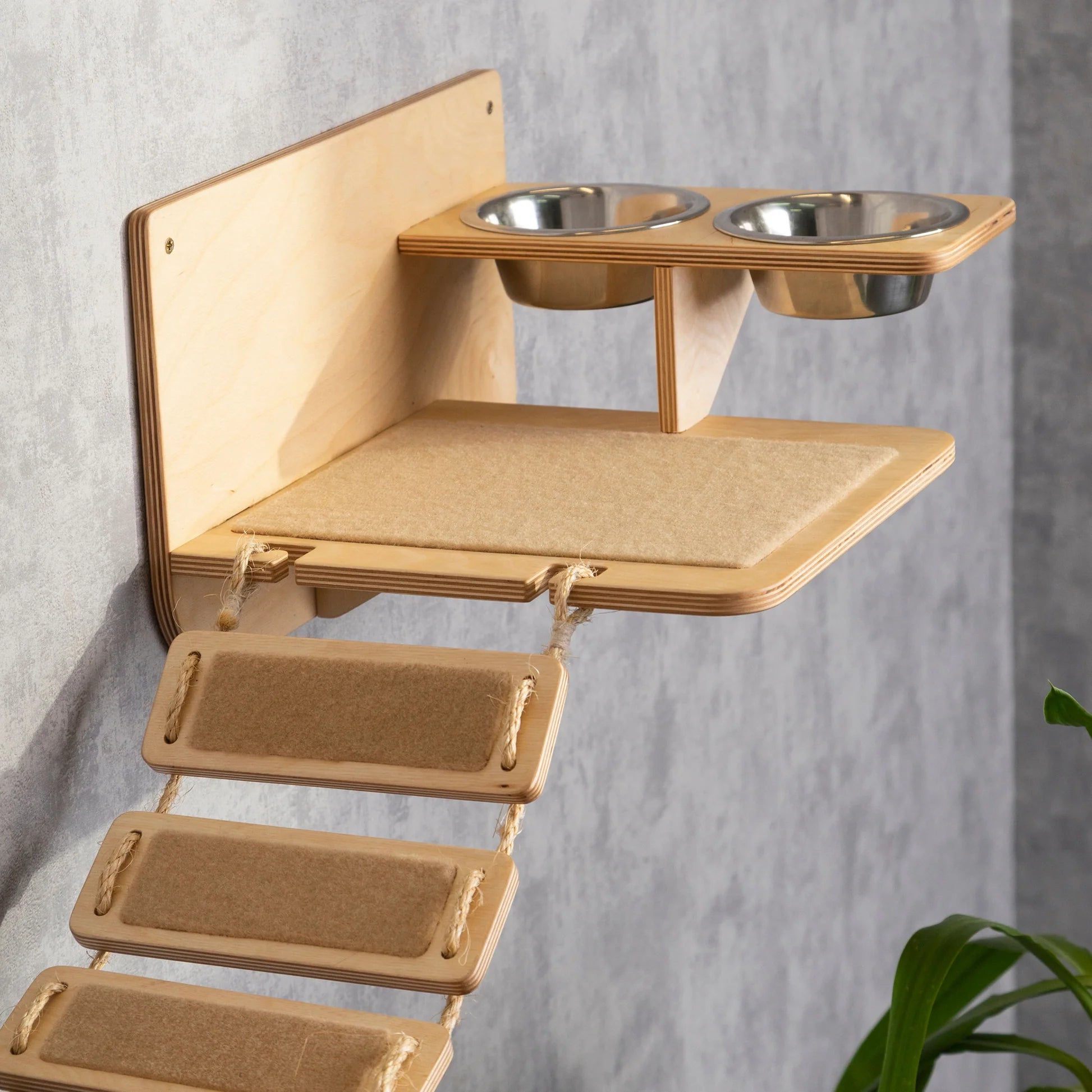 perfect-cat-feeder-with-bridge-steps