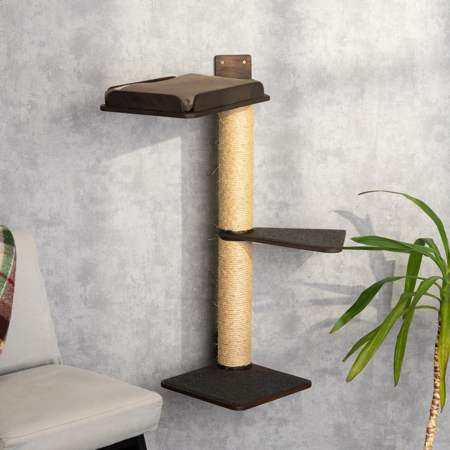 stylish-cat-tree-with-built-in-cozy-bed