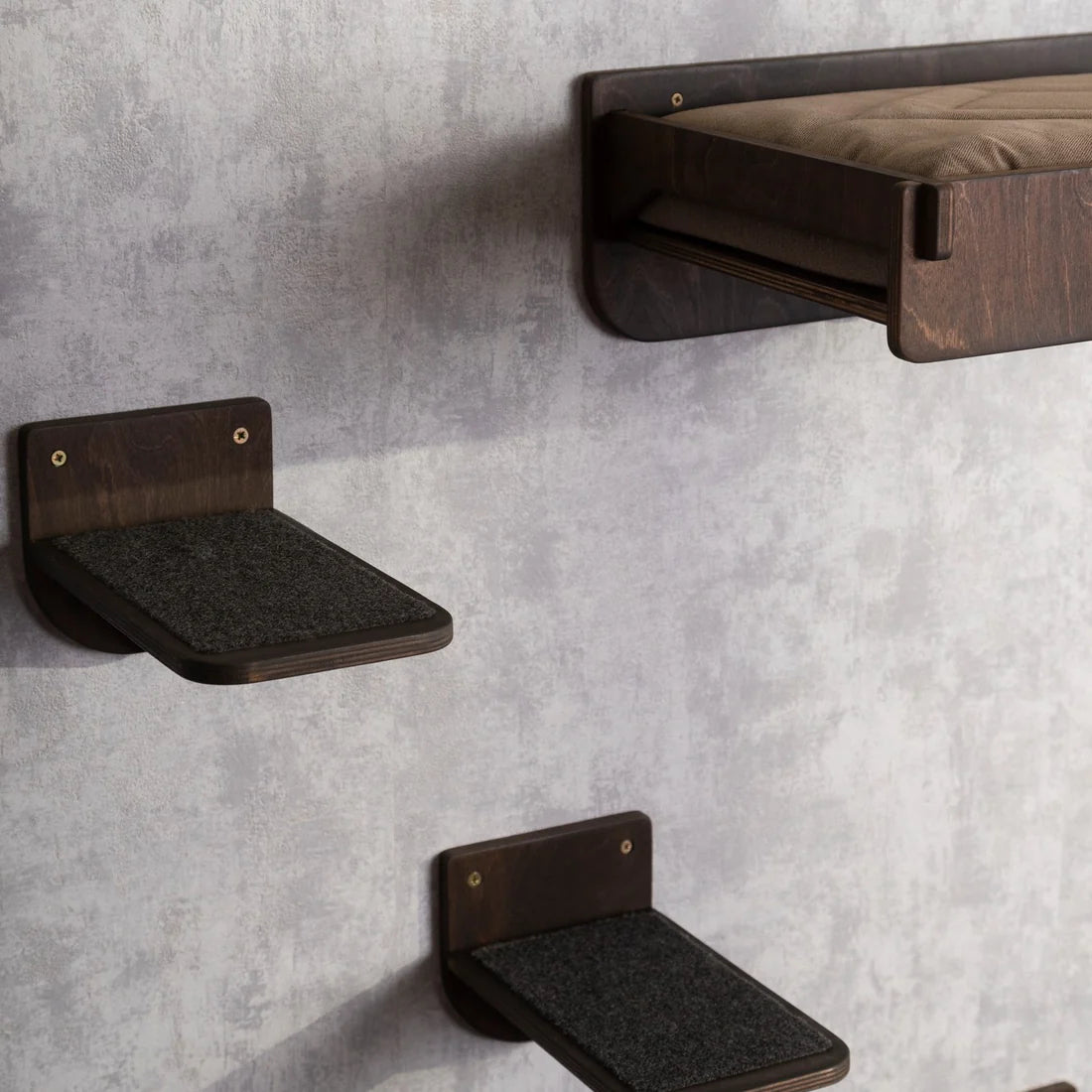 dark-wood-cat-steps