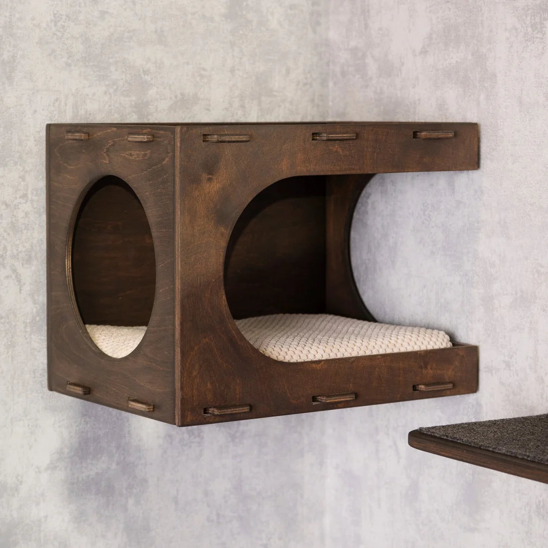 Stylish Cat Wall Houses with Integrated Steps - Modern Cat