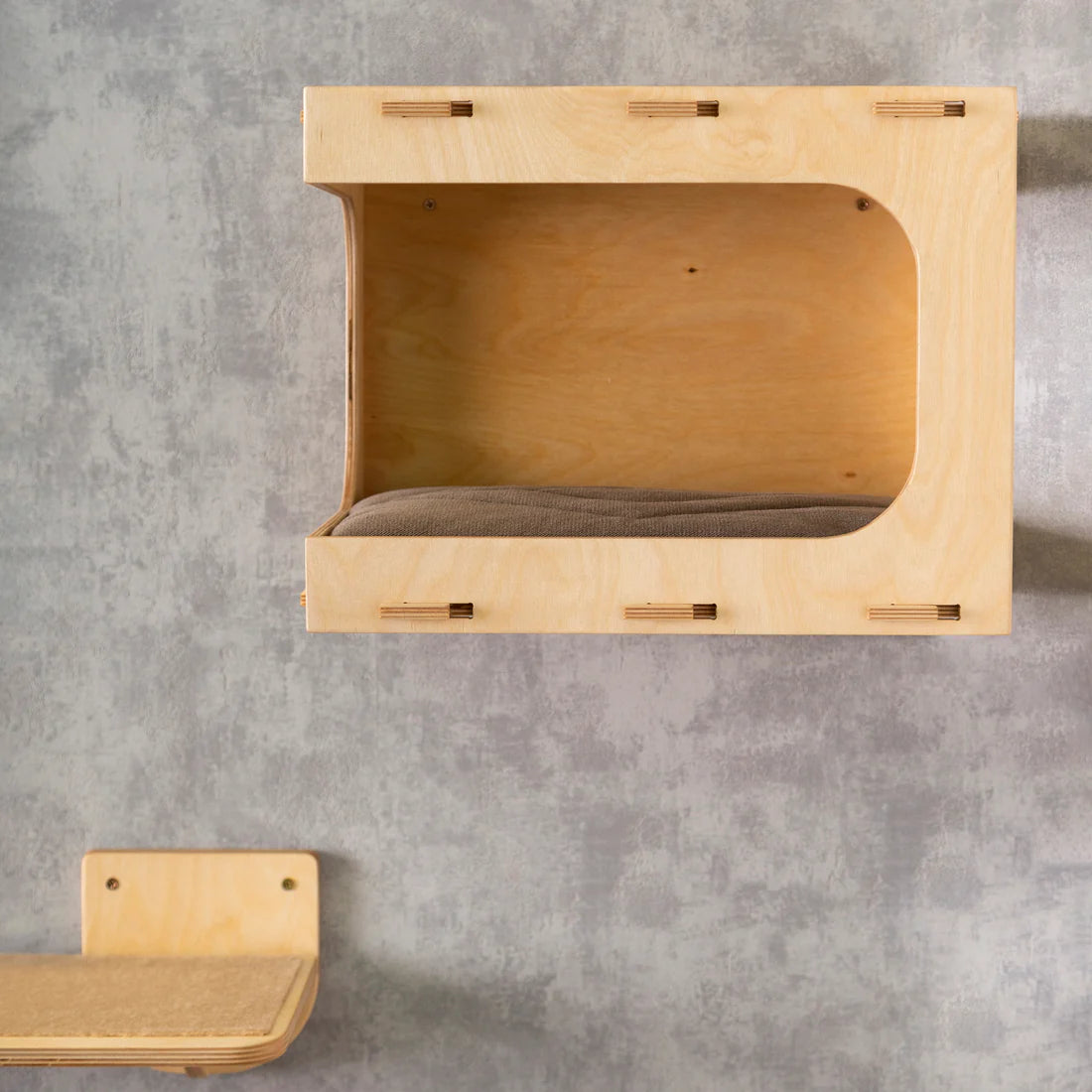 Stylish Cat Wall Houses with Integrated Steps - Modern Cat