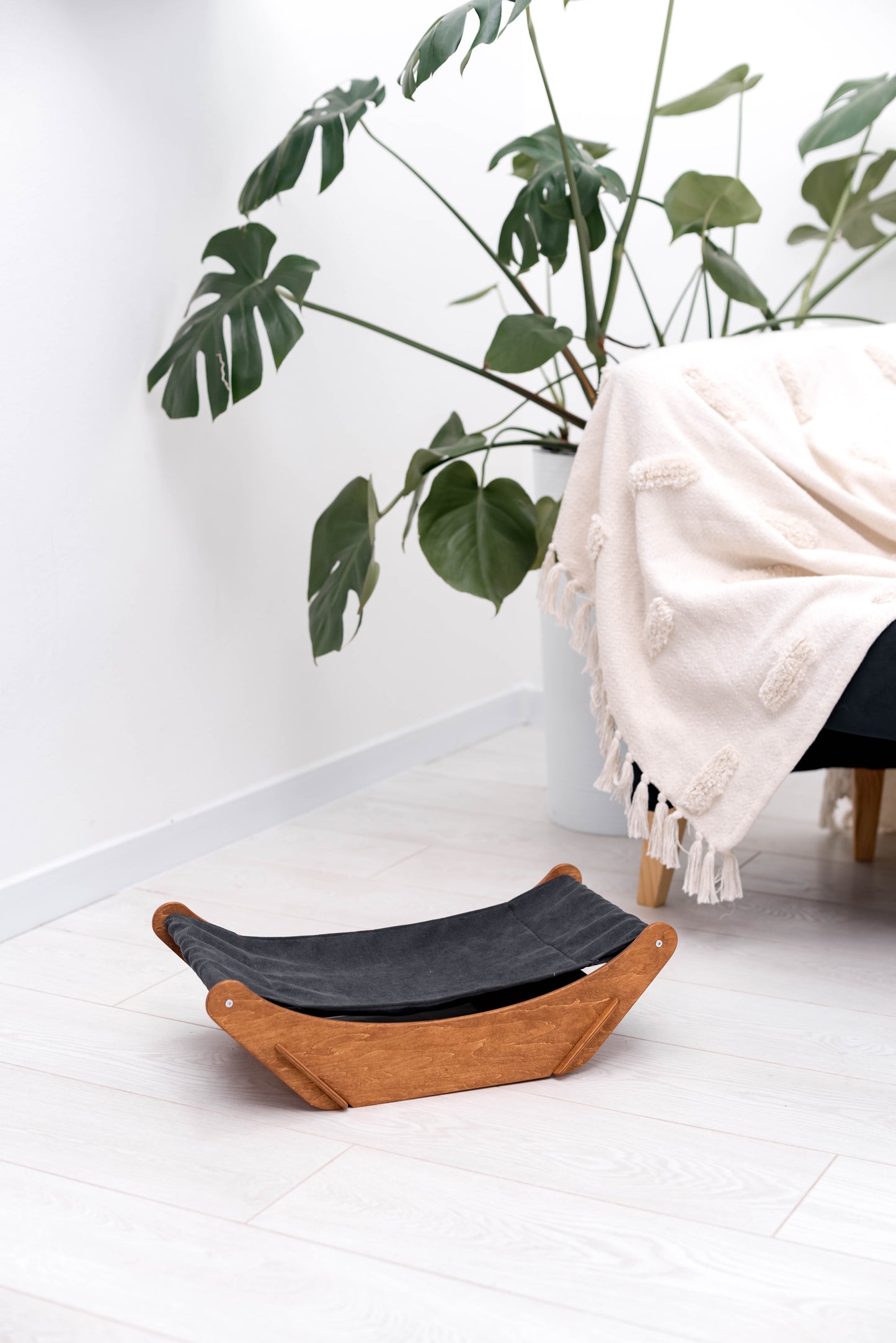 walnut-cat-hammock